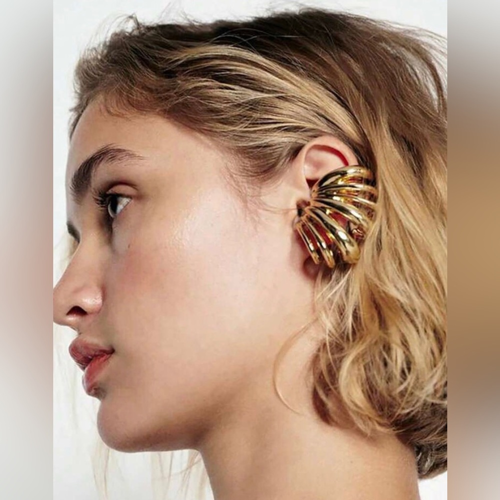 New Zara Chunky Metallic Ear Cuffs Earrings - Picture 2 of 16